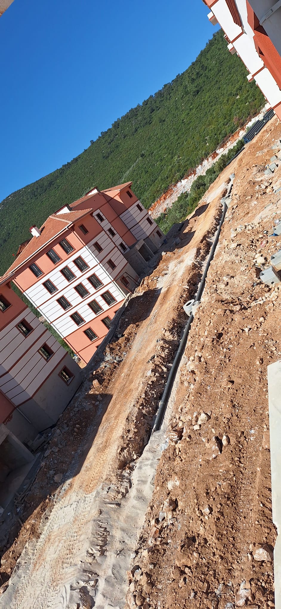 Başakşehir TOKİ — TOKİ bloklar ve kazı