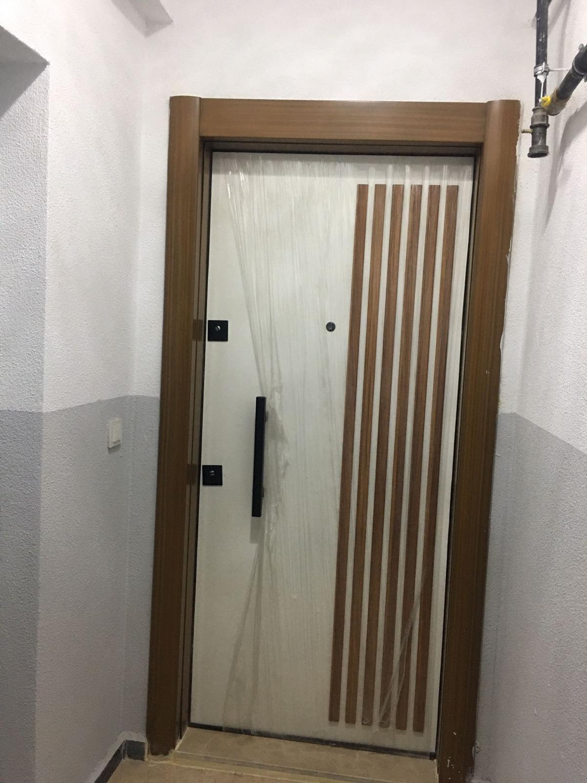 Karlıbayır Behzat Sokak örnek daire salon